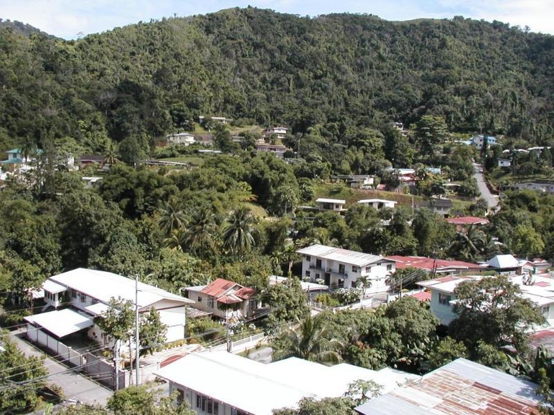 Moniques Guesthouse Port of Spain Exterior photo